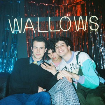 Wallows Clairo – “Are You Bored Yet?” | Songs | Crownnote